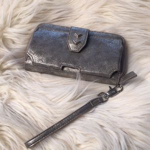 Stella & Dot grey and silver wristlet